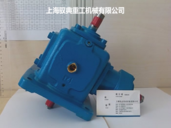 T4-1:1-1-UD-O螺旋傘齒輪轉(zhuǎn)向箱實(shí)拍