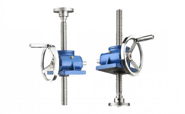 1型絲桿升降機(jī)